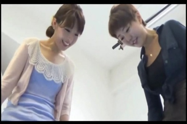 资讯|crush 两个日本美女一片欢声笑语的踩杀地狱 [9分14秒]