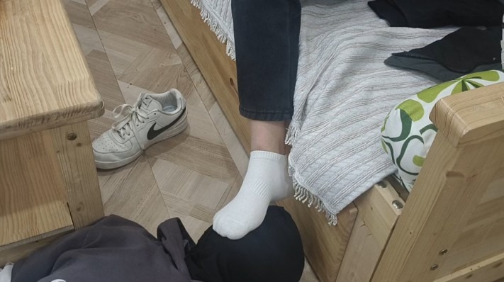 女王女主 高中精神小妹小婷的虐待 [48分56秒]