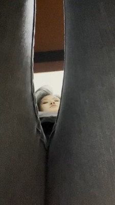 女王女主 手机拍摄牛仔裤第一视角坐脸 [32分35秒]