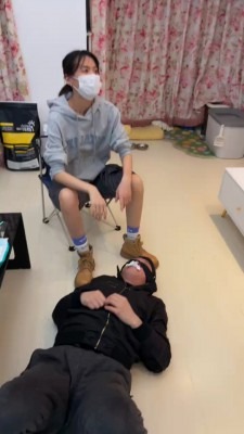 资讯|直播视频 《Da猫》素人S-马丁靴踩/脚喂食《双视角版》 [48分56秒]