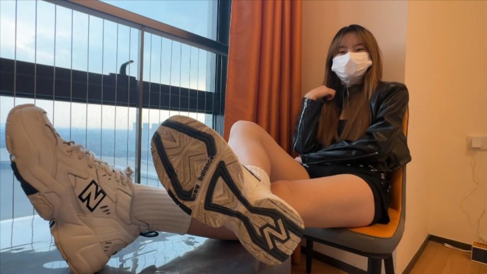 资讯|子怡工作室 《小鲨鱼殿下》新百伦脏鞋第一人称羞辱 [9分46秒]