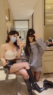 资讯|直播视频 《玥樾》超美模特母畜-高跟黑丝脚下奴 [30分19秒]