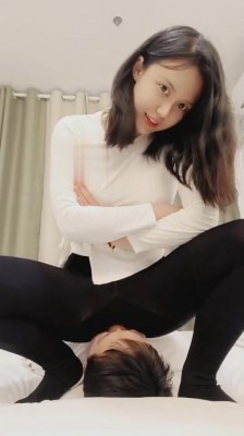 直播视频 《栀子女王》超臭黑棉袜辱/坐脸窒息 [48分56秒]