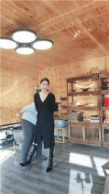直播视频 《沅芷大人》皮靴踢裆280斤狗《双视角》 [12分18秒]