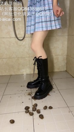crush 萌棠工作室 萌棠主 JK裙+长筒马丁靴爆踩大蜗牛 [22分54秒]