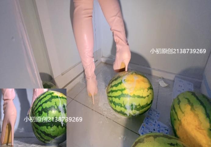 资讯|crush 粉色过膝靴制作水果捞~ [11分36秒]