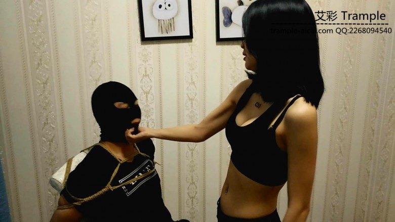 资讯|女王女主 湘香女王处死叛徒 [32分35秒]