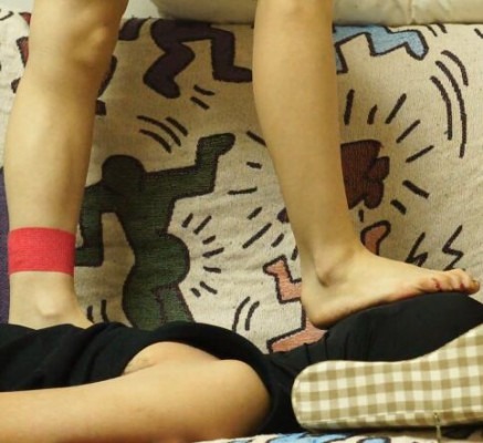 资讯|女王女主 安安裸足全体重踩脸 [48分56秒]