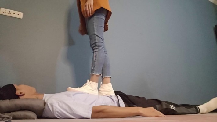 资讯|女王女主 探店会所姐姐双踩 [48分56秒]