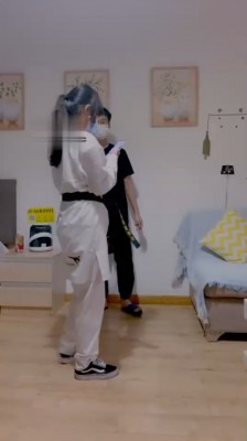 直播视频 《跆拳道》跆拳道女神暴力虐打 [46分25秒]