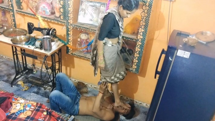 资讯|欧美调教 印度高冷女友美脚踩踏惩罚犯贱的恋足癖男友 [48分56秒]