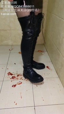 资讯|crush 萌棠工作室 萌棠主 渔网袜过膝马丁靴爆踩大头金鱼 [8分14秒]