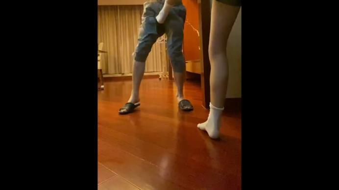 资讯|啦啦啦工作室 《啦啦啦》新开发的两个亚比小姐姐调教 [48分56秒]