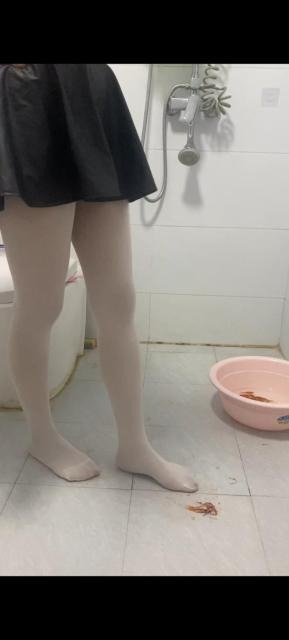 病娇工作室 柔柔白丝金鱼 [8分14秒]