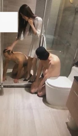 直播视频 ViVi,羞辱，厕所闻，舔，吃 [48分56秒]