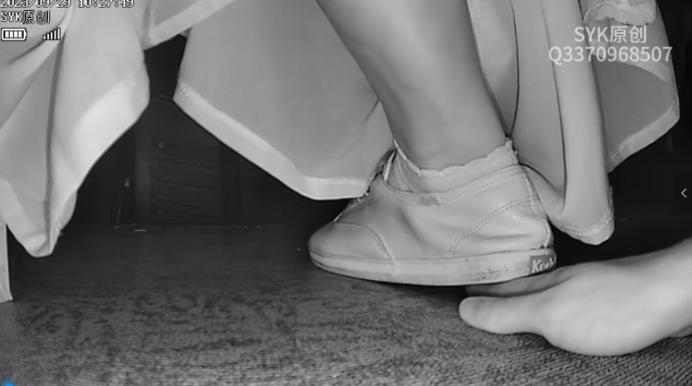 资讯|crush 《SYK无意识》汉服小白鞋小姐姐发现手后跺碾 [23分37秒]