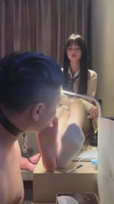 直播视频 《阿月》穿jk带小女奴玩m-奴下奴 [30分19秒]