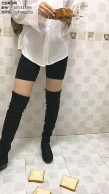 crush 《雅泫》两双靴子制作口水狗粮 [9分43秒]