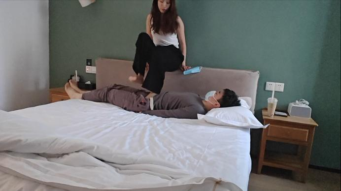 啦啦啦工作室 《啦啦啦》女大学生残忍虐待下体 [48分56秒]