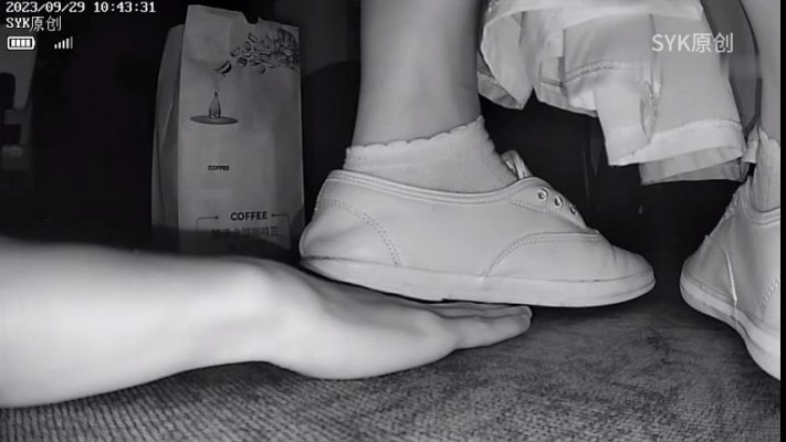 资讯|crush B571 &#8211; 无意识汉服小白鞋小姐姐发现手后跺碾 [23分37秒]