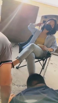 直播视频 《辣姐》户外工地-父子狗磕头求虐/骑马骑脖/舔超脏鞋底/虐狗舌 [23分34秒]