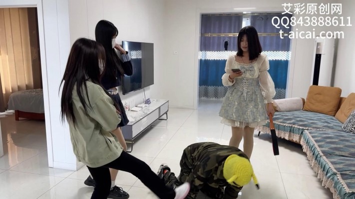 女王女主 『chnnsct1818』抽打跳跺五十岁老m [48分56秒]