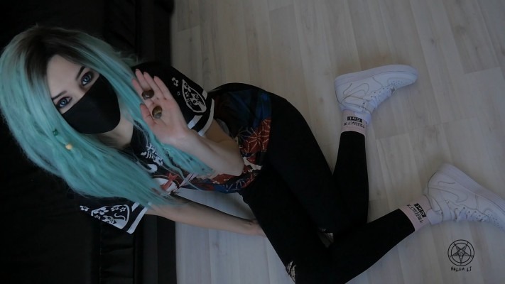 资讯|crush Helgali平底鞋帆布鞋空军vans踩蜗牛二合一 [22分54秒]