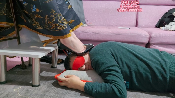 资讯|女王女主 BNS 黑色高跟和高跟靴子碾压头 全体重踩头 [21分55秒]