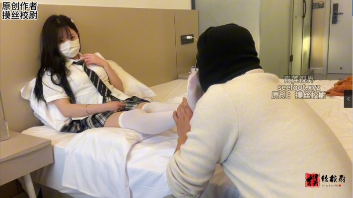 资讯|女王女主 《校尉原创》狂吃00后JK嫩妹的雪糕玉足！ [30分19秒]