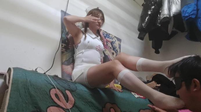 女王女主 病院脚责治疗吐吐吐！ [17分26秒]
