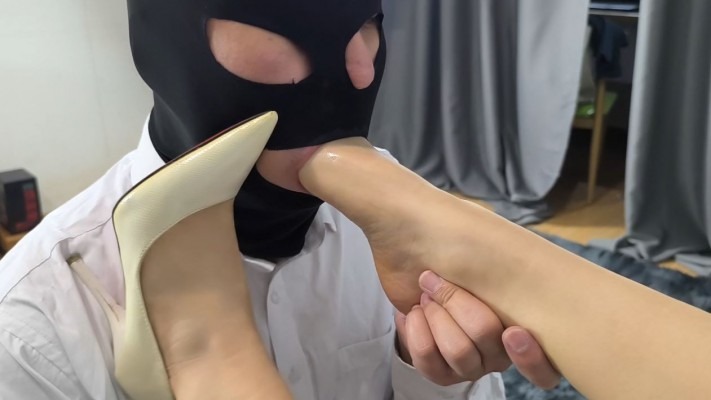 资讯|女神学院 《女神学院·梓》裸足深喉 [48分56秒]