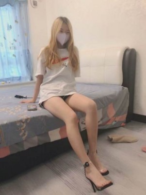 crush 江门鹤山市新人小姐姐踩蛋糕 [9分43秒]
