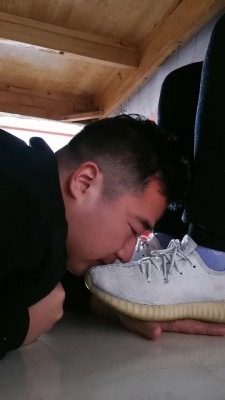 直播视频 《扫楼小神》第二弹-开发新高中生 [30分19秒]