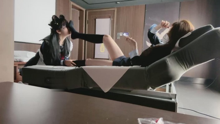 直播视频 《美美子》你们的女神我的狗奴 [30分19秒]