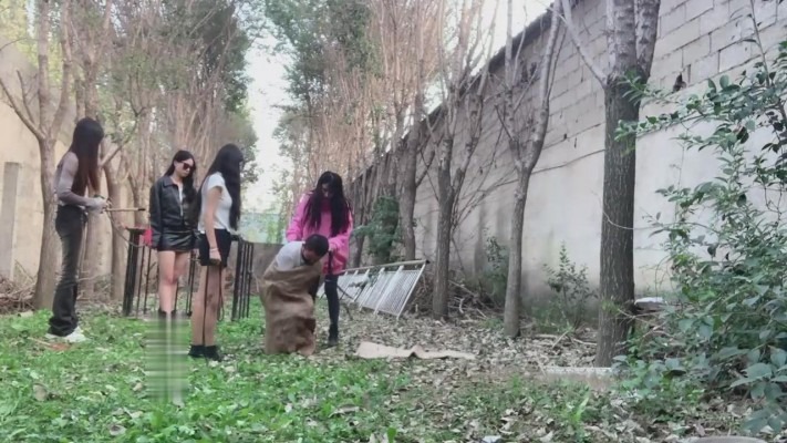 直播视频 《沅芷大人》高能刑-清晨群调圈养奴-下《三视角版》 [35分40秒]
