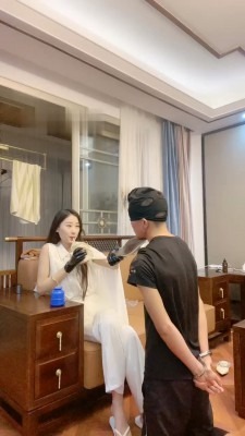 直播视频 《沅芷大人》重刑奴应聘-耳光考核《上》 [48分56秒]