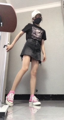 资讯|女王女主 《兰儿小主》偷女同学的臭祙！ [9分46秒]