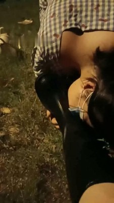 直播视频 《爱可呀》户外调女研究生/舔鞋底闻臭脚 [30分19秒]