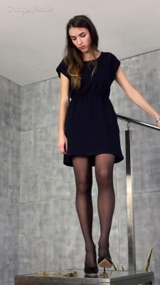 资讯|crush 1078 &#8211; Sofia性感黑丝高跟踩射龙虾 [9分14秒]