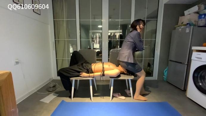 野性偏爱 我是职员女友的专属按臀器 [32分35秒]