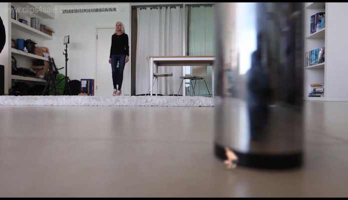 资讯|crush 在女神脚趾缝无限缩小最后成为酸臭巨足的细菌生存在指甲缝里 [21分24秒]