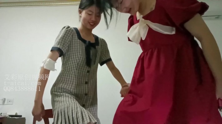 资讯|crush 2小姐姐踩大甲鱼 [22分40秒]