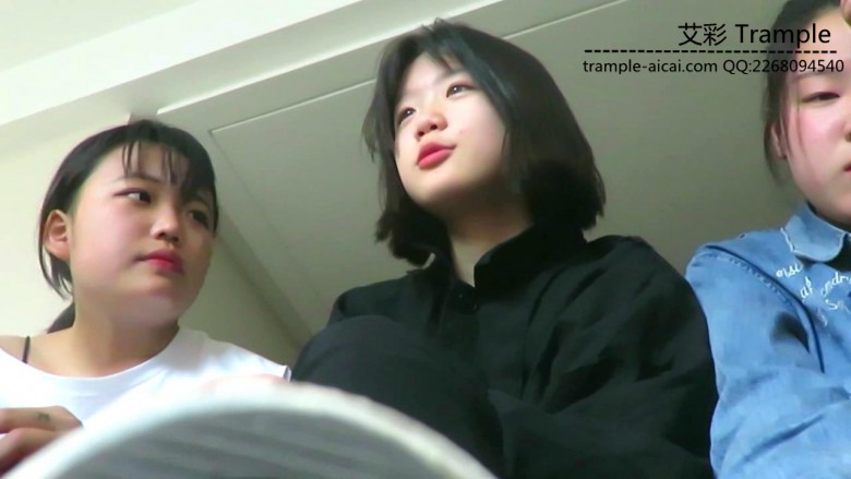 小黑屋 《院校合作7小主》7女主第一视角反复骂贱狗！ [9分46秒]