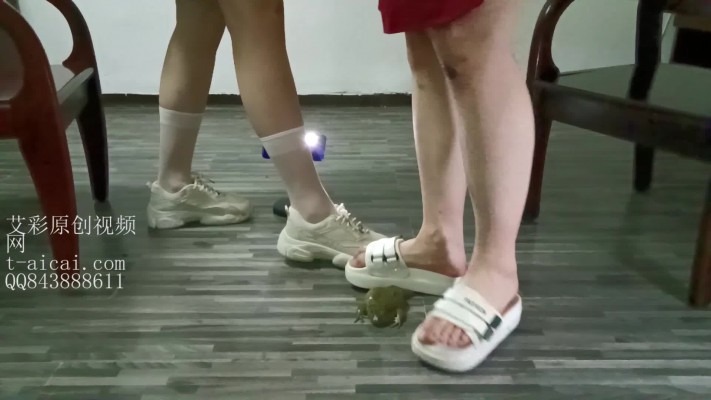 资讯|crush 2小姐姐踩大牛蛙 [19分35秒]