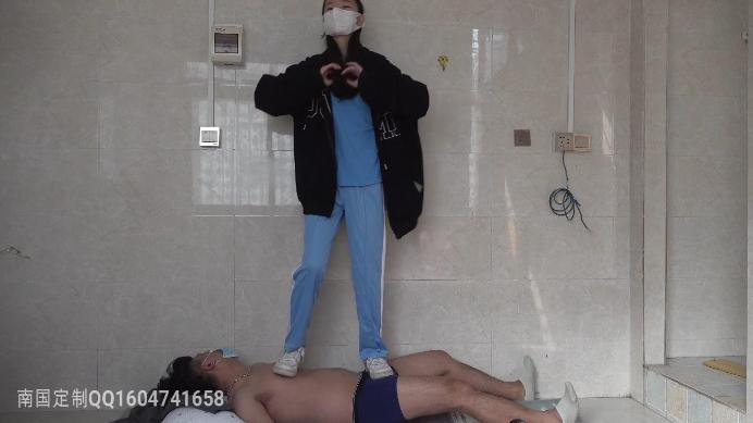 资讯|南国原创 《南国原创》高冷S小樱脚下的地毯，无意识踩着跳舞，随意踩踏！踩tu了！ [48分56秒]