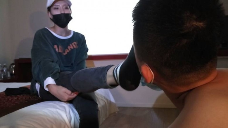 资讯|鸽宝原创 《皮靴踢脸稀有暴力》 [48分56秒]