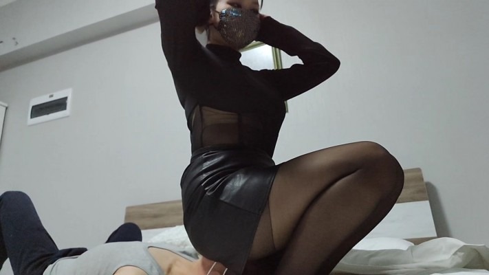 资讯|模特小姐姐 《楼遥女王》黑丝包臀裙窒息 [32分35秒]