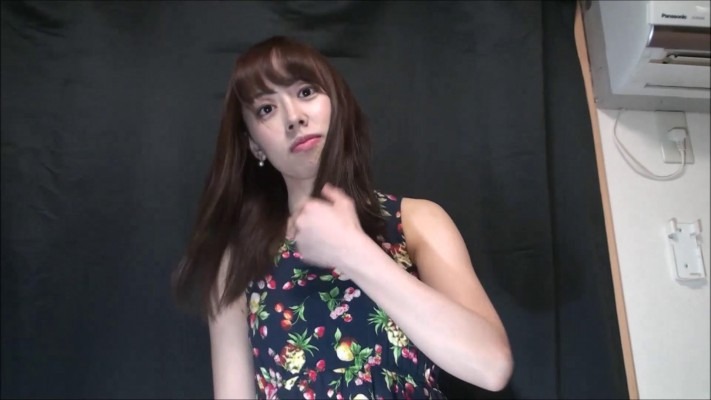 资讯|crush D-231日本活泼妹子短高跟踩食物 [9分43秒]