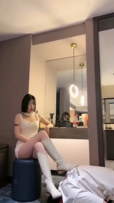 直播视频 《简一》长靴御姐玩弄奶狗 [48分56秒]