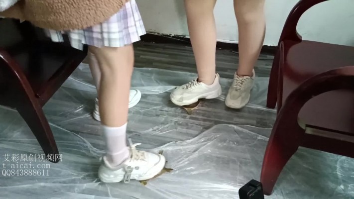 资讯|crush 俩学妹踩2个甲鱼第二部 [22分40秒]